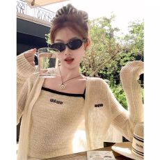 批发冰丝防晒开衫配吊带裙子女短款罩衫夏披肩外搭<b class='q'>针织</b>两件套背心上衣