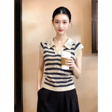 批发2026夏季新款韩版气质翻领镂空<b class='q'>针织衫</b>女装独特超好看显瘦百搭上衣