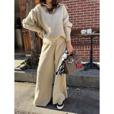 批发<b class='q'>时尚</b>套装翻领软糯宽松百搭毛衣女2025冬季新款高腰针织休闲长裤子