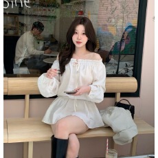 批发2026 东大门<b class='q'>韩国</b>chic春夏新款设计感木耳边露肩绑带甜美连衣裙