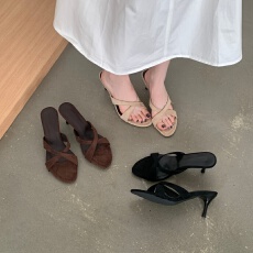 法式休闲极简风交叉带露趾一字拖女2026夏季新款细跟高跟凉拖鞋