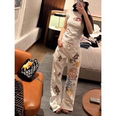 批发潮梵文春秋十字架印花涂鸦<b class='q'>牛仔裤</b>女宽松显瘦直筒阔腿拖地长