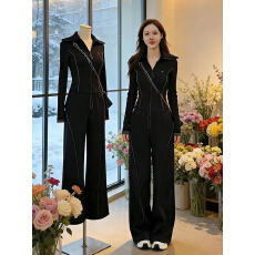批发2026新款休闲运动套<b class='q'>装</b><b class='q'>女</b>春秋修身显瘦高端黑色上衣阔腿裤<b class='q'>两件</b>套潮