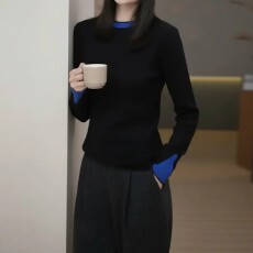 批发设计感秋冬时髦拼接针织衫2026新款韩版女装休闲风<b class='q'>个性</b>百搭上衣
