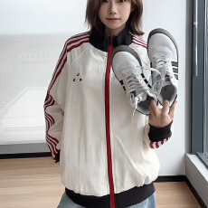 批发特价<b class='q'>清</b> <b class='q'>库存</b>1千 好质量立领短外套女2026春秋条纹男女夹克情侣