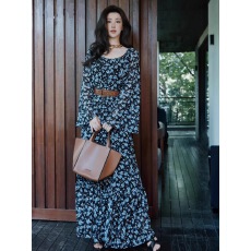 批发朱珠同款法式复古长袖<b class='q'>雪纺</b><b class='q'>连衣裙</b>女秋季度假风显瘦气质碎花长裙子