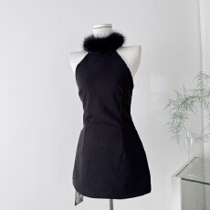 批发viola【冬日战裙】 惊艳出场b入 狐狸毛领口毛呢<b class='q'>连衣裙</b><b class='q'>可爱</b>少女感