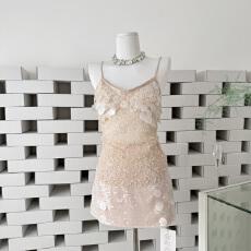 批发MIN PURA  贝母缀饰网纱吊带 亮片贝母包臀低腰迷你半裙