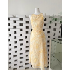 批发黄色国风新中式连衣裙夏季新款度假气质印花长裙剪花挖肩<b class='q'>改良</b><b class='q'>旗袍</b>