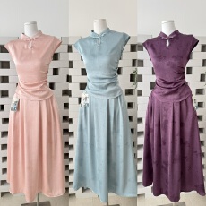 批发凌茜恣禾【蝶绾绯】新中式蝴蝶<b class='q'>旗袍</b>领上衣女春夏缎面半身裙套装