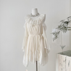 批发Q女家甜梨因子/春日仙气露肩蕾丝雪纺度假连衣<b class='q'>裙</b>绝美<b class='q'>长袖</b>小<b class='q'>裙</b>子女