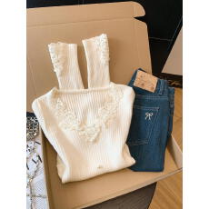 批发实拍 法式甜美温柔风蕾丝钩花V领针织衫秋冬内搭<b class='q'>修身</b>显瘦打底上衣