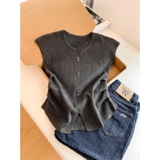 批发实拍韩系简约设计感小众复古褶皱开叉短袖飞飞袖针织短款上衣女夏