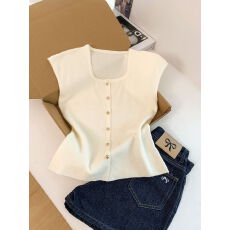 批发实拍 韩系复古小香风金扣方领小飞袖短袖针织衫女夏洋气收腰上衣