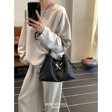 批发通勤凯莉水桶包头层牛皮大容量通勤斜挎单肩包(配肩带,收纳包