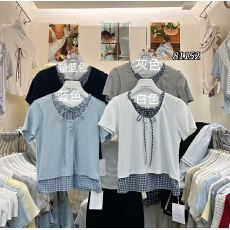 批发<b class='q'>甜美</b>假两件格子花边气质显瘦短款洋气小衫