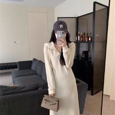 批发法式黑色连帽长袖卫衣<b class='q'>连衣裙</b>子秋冬2026年女装针织垂感长裙秋