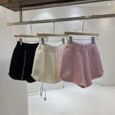 批发2026春季新款韩版别致钉珠粉色小个子甜美毛绒针织百搭<b class='q'>短裤</b>女