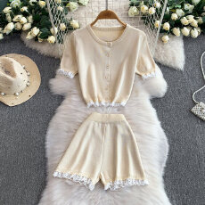 批发甜美少女风粉色系蕾丝拼接圆领针织<b class='q'>T</b><b class='q'>恤</b>上衣高腰短<b class='q'>裤</b>慵懒套<b class='q'>装</b>通勤