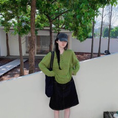 批发法式绿色半开领长袖T恤女夏季休闲慵懒风宽松显瘦松弛感罩衫上衣