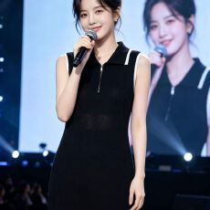 批发2026法式气质翻领半拉链设计撞色边背心<b class='q'>连衣裙</b>