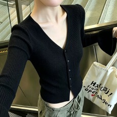 批发高级感V领喇叭袖黑色针织开衫女秋装韩系叠穿内搭打底修身上衣冬