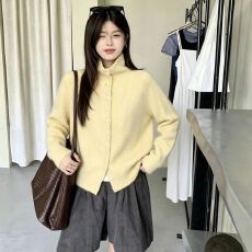 温柔风高领单排扣软糯毛衣外套女秋冬季韩系ins小众针织开衫上衣