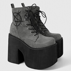 批发亚马逊跨境圆头高帮厚底侧拉链哥特式朋克风星星图案跛跟系带女靴