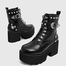 批发亚马逊跨境圆头高帮厚底侧拉链哥特式朋克风铆钉搭扣跛跟系带女靴