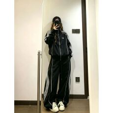 批发黑色三条杠工装裤女春秋<b class='q'>夏</b>美式高街运动卫裤阔腿休闲嘻哈跳舞裤子