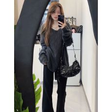 批发<b class='q'>韩版</b>水洗黑宽松<b class='q'>毛衣</b>慵懒风v领针织衫女新款秋冬百搭套头长袖上衣