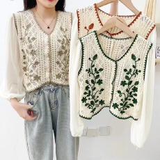 批发实拍镂空钩花拼接v领衬衫女<b class='q'>夏季</b>薄款复古蕾丝<b class='q'>雪纺衫</b>假两件上衣潮