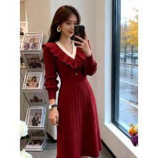 批发新年战袍圣诞穿搭收腰显瘦气质V领红色<b class='q'>长袖</b>针织<b class='q'>连衣</b>裙冬装高级感