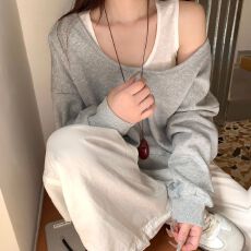 批发大码休闲美式露肩百搭<b class='q'>套头卫衣</b>女早秋新款宽松显瘦气质外穿两件套