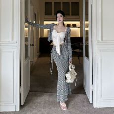 批发纯欲性感吊带背心长袖开衫女秋季新款修身显瘦<b class='q'>条纹</b>包臀长裙三件套