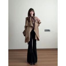 批发原版➕内里 新款纯色大翻领设计系带收腰显瘦高级感时尚风衣外套