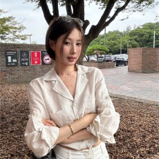 批发原版仿麻布料韩系条纹<b class='q'>西装</b>领短袖衬衫春季抽绳宽松气质衬衣小众