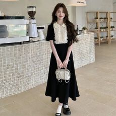 批发韩版大码女装胖mm黑色<b class='q'>连衣裙</b>女夏季法式蕾丝娃娃领收腰显瘦小黑裙