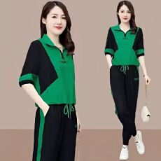 批发<b class='q'>新款</b>短袖女时尚休闲运动套装女2026夏季薄款宽松立领跑步服两件套