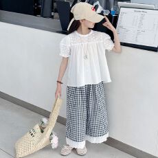 批发女童夏装韩版时髦套装2025新款女大童镂空短袖T恤儿童宽松格子裤