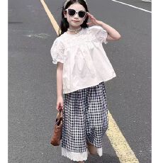 批发女童夏装韩版时髦套装2025新款女大童镂空短袖T恤儿童宽松格子裤