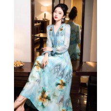 批发2026年春季v领烫钻印花真丝大摆长裙高腰<b class='q'>显瘦</b>飘逸宴会礼服连衣裙