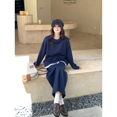 批发实拍一整套ootd穿搭拼接圆领卫衣半身裙2025超火春<b class='q'>秋</b>季两件套装女