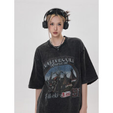 批发220克精梳纯棉洗水黑落肩宽松版型后包边短袖T恤印花款