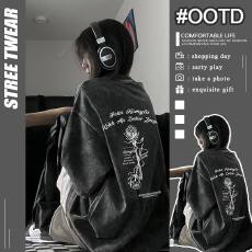 批发220克精梳纯棉洗水黑落肩宽松版型后包边短袖T恤印花款