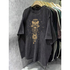 220克精梳纯棉洗水黑落肩宽松版型后包边短袖T恤印花款