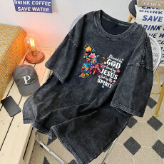 批发220克精梳纯棉洗水黑落肩宽松版型后包边短袖T恤印花款