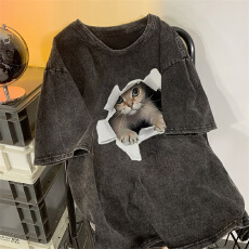 批发220克精梳纯棉洗水黑落肩宽松版型后包边短袖T恤印花款