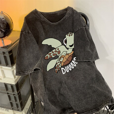 批发220克精梳纯棉洗水黑落肩宽松版型后包边短袖<b class='q'>T</b><b class='q'>恤</b>印花款