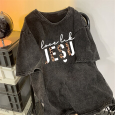 批发220克精梳纯棉洗水黑落肩宽松版型后包边<b class='q'>短袖</b>T恤印花款